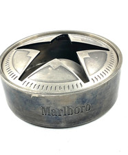 Marlboro Aschenbecher im Long