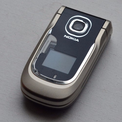Nokia 2760b flip phone fido - nokia,
