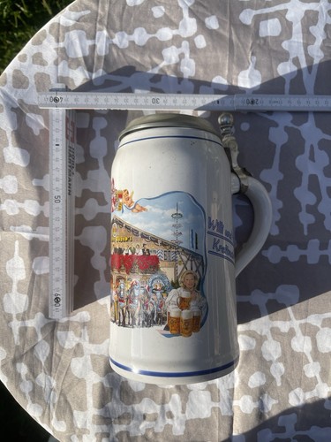 Bierkrug oktoberfest szene mit - oktoberfest,