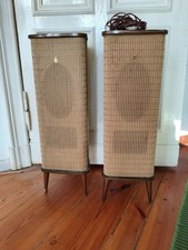 2 GRUNDIG HI-FI RAUMKLANG-BOXEN IV