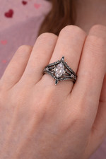 Exquisites Damenring Set