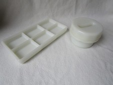 alte Opalglas Kanülenschale u Fräsator Becht Derfla Dental Praxisbedarf Zahnarzt