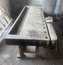 Antike Werkbank - Ein Stück Handwerksgeschichte für Ihr Zuhause