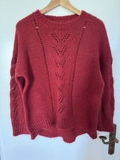Roter Pullover von Massimo