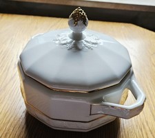 Terrine, Suppenschüssel