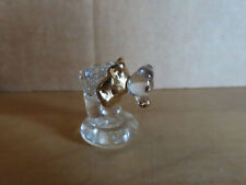 Figur Clown nach vorne gebeugt