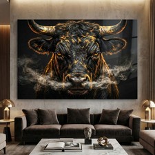 Wütender Stier in Schwarz und