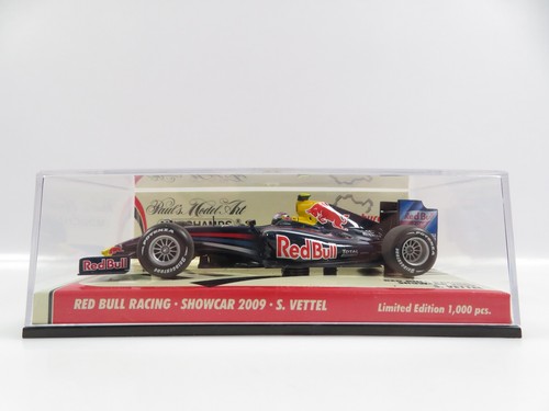 Minichamps 403090085 red - 1:43,