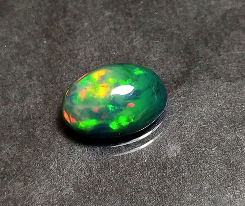Natürlich äthiopische opal - natürlich,