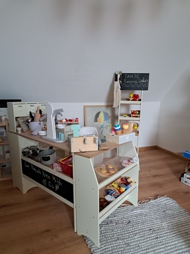 Kaufmannsladen aus holz mit - kaufmannsladen,