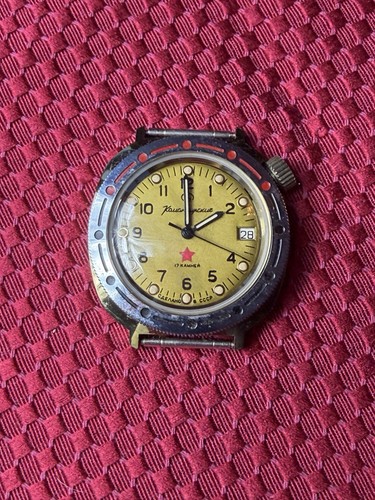 Russische armbanduhr vostok - vostok, /