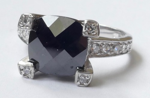 Ring schwarzer edelsteine - ring,