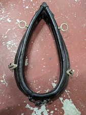 Pferdegeschirr Zuggeschirr Kummet - Leder + Bügel für Zugstränge - schöne Deko