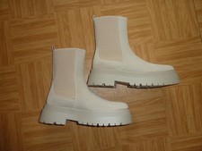 Damen ONYGO Fine Stiefeletten Boots Plateau Gr. 39 beige