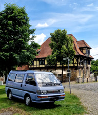 Mitsubishi L300 Luxus Bus Sammlerstück , Youngtimer