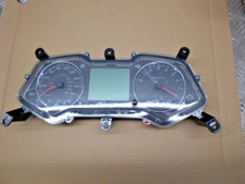 -Peugeot Metropolis 400