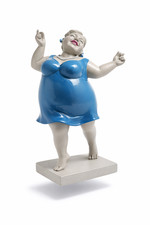 Dekofigur Frau shwingend