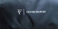 Brillenetui Oliver Peoples