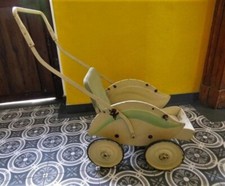 alter Puppenwagen, Sportwagen