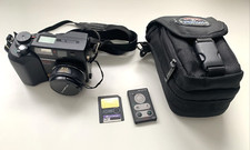 Olympus C-4040 Zoom Digital Kamera + 128MB SmartMedia Karte Card | Zubehörpaket