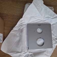 Grohe Grohtherm Thermostat-Brausebatterie mit 1 Absperrventil eckig - Chrom