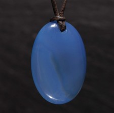 Edelstein Anhänger gebohrt