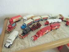 Werbe..Trucks aus  Metall und Plastik teils mit Anhänger 10 Stück