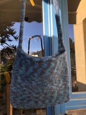 handgestrickte und gefilzte