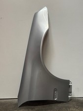 Kotflügelträger vorne rechts