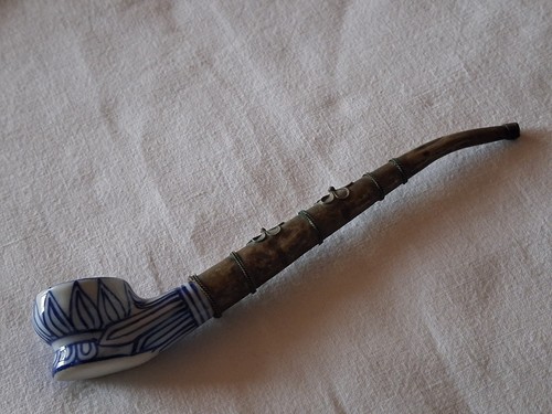 Porzellanpfeife weiß blau - , mit