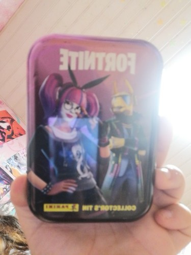 Fortnite sammelkarten panini - fortnite,
