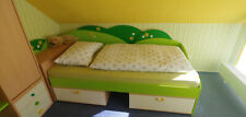 Kinderbett (100x200 cm) und Schränke, maßgefertigt
