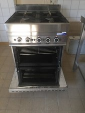 EDELSTAHLKÜCHE, 4 Flammengasherd, Spühlmaschine, Spühletisch, Arb. Dunstabzug