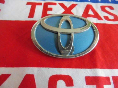 Toyota emblem japan - us,
