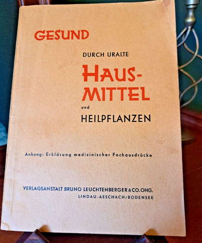 Uraltes buch gesund - buch,
