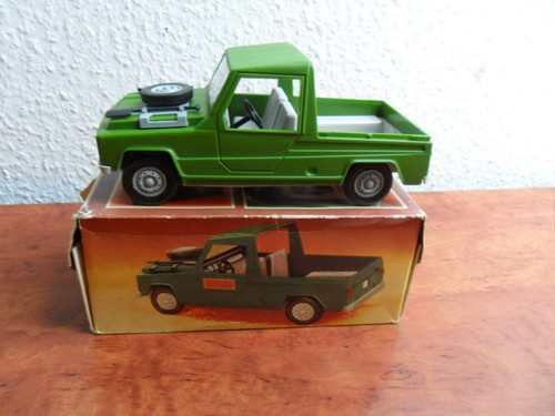 Spielzeugauto renault rodeo - 8,