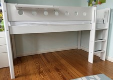 Flexa White halbhohes Bett mit