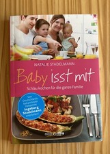 Kochbuch / Baby isst mit