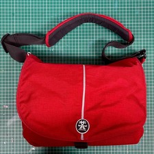 Kameratasche Crumpler rot DSLR