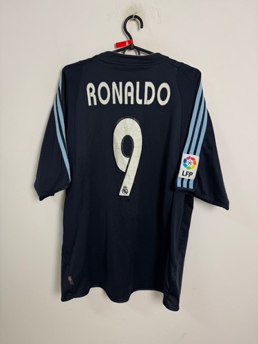 Real madrid 2003 2004 away - real,