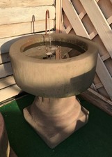 Brunnen Gartenbrunnen Trog
