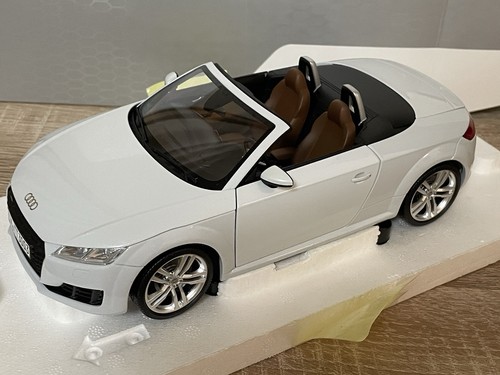 Minichamps audi tt - (l-75),