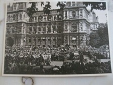 PARIS LIBERATION Place de