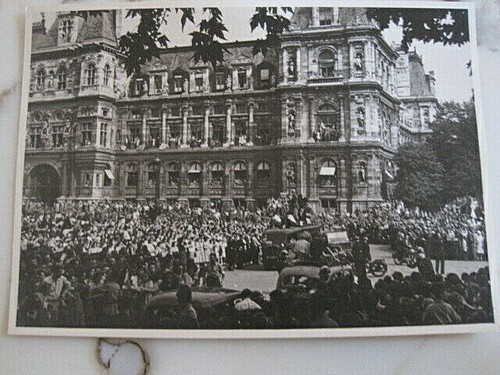 Paris liberation place - paris, de