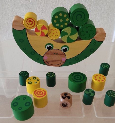 Balancespiel wippe aus holz - balancespiel, "wippe"