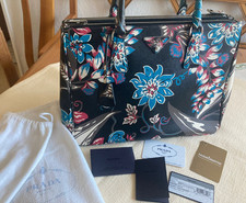 TOP: PRADA  Handtasche