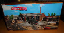 Vollmer HO 5754 Ringlokschuppen. Gebäudebausätze Modelleisenbahn, Modellbau