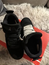 Jordan 4 Black | Gr. 40 | Top Zustand.