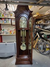 Standuhr im klassischen