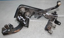 Roller guide sliding door